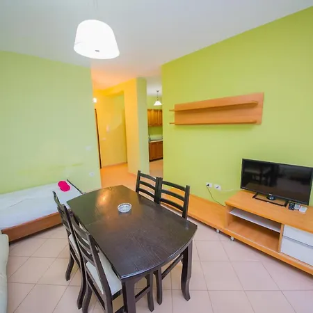 Apartment Qerret
