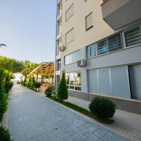 Qerret Apartment