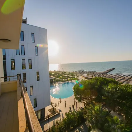 Qerret * Golem (Tirana)