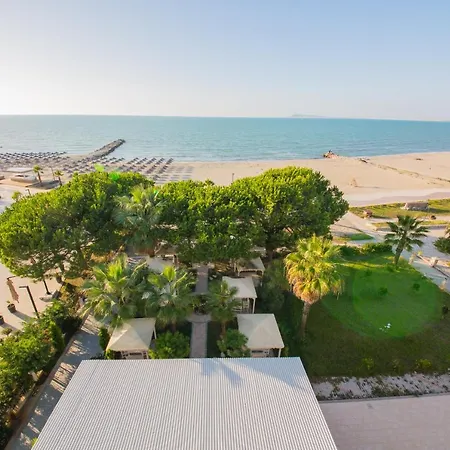 Qerret Apartment Golem (Tirana)